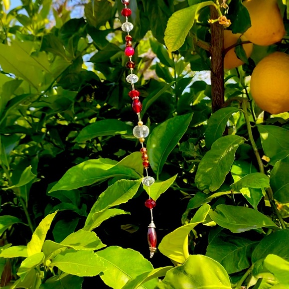 Red crystal sun catcher - Picture 10 of 11